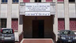 tribunale cinquefrondi porta