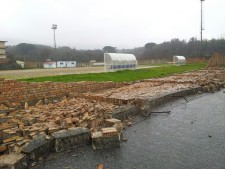 muro campo calcio cinquefrondi