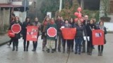 Rinascita scioperano e manifestano in strada