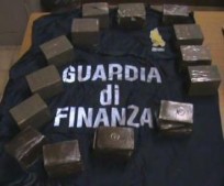 guardia di finanza_stupefacenti