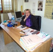 CINQUEFRONDI - Il presidente di Senza Frontiere Mariella Roselli